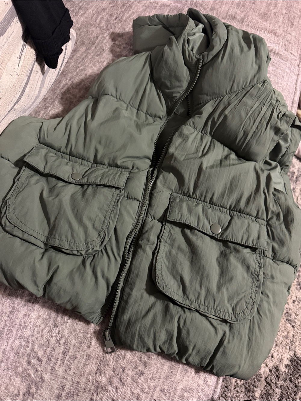 Love Tree Olive Green Puffer Vest